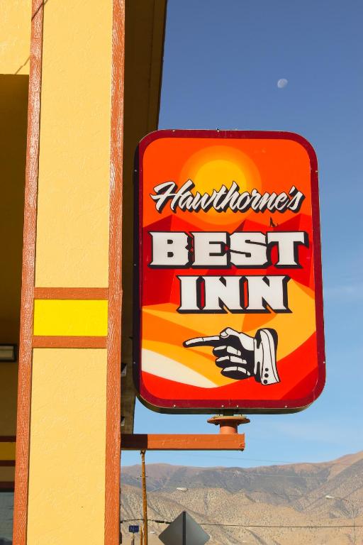 Hawthorne’s Best Inn